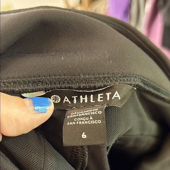 Athleta Highlands Hybrid Cargo Leggings - Picture 2 of 5